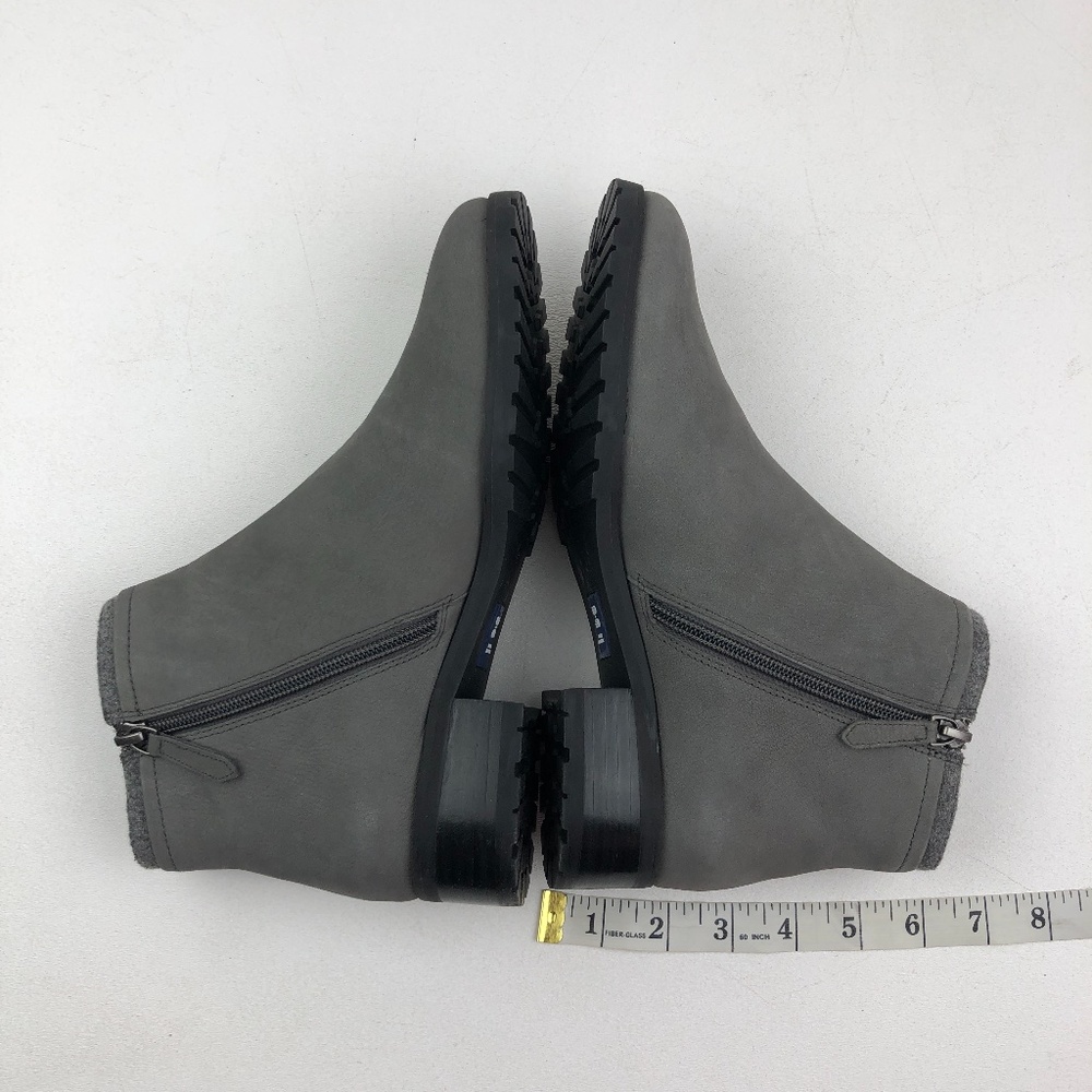 Caslon Oaklee Water Resistant Bootie - Picture 5 of 8